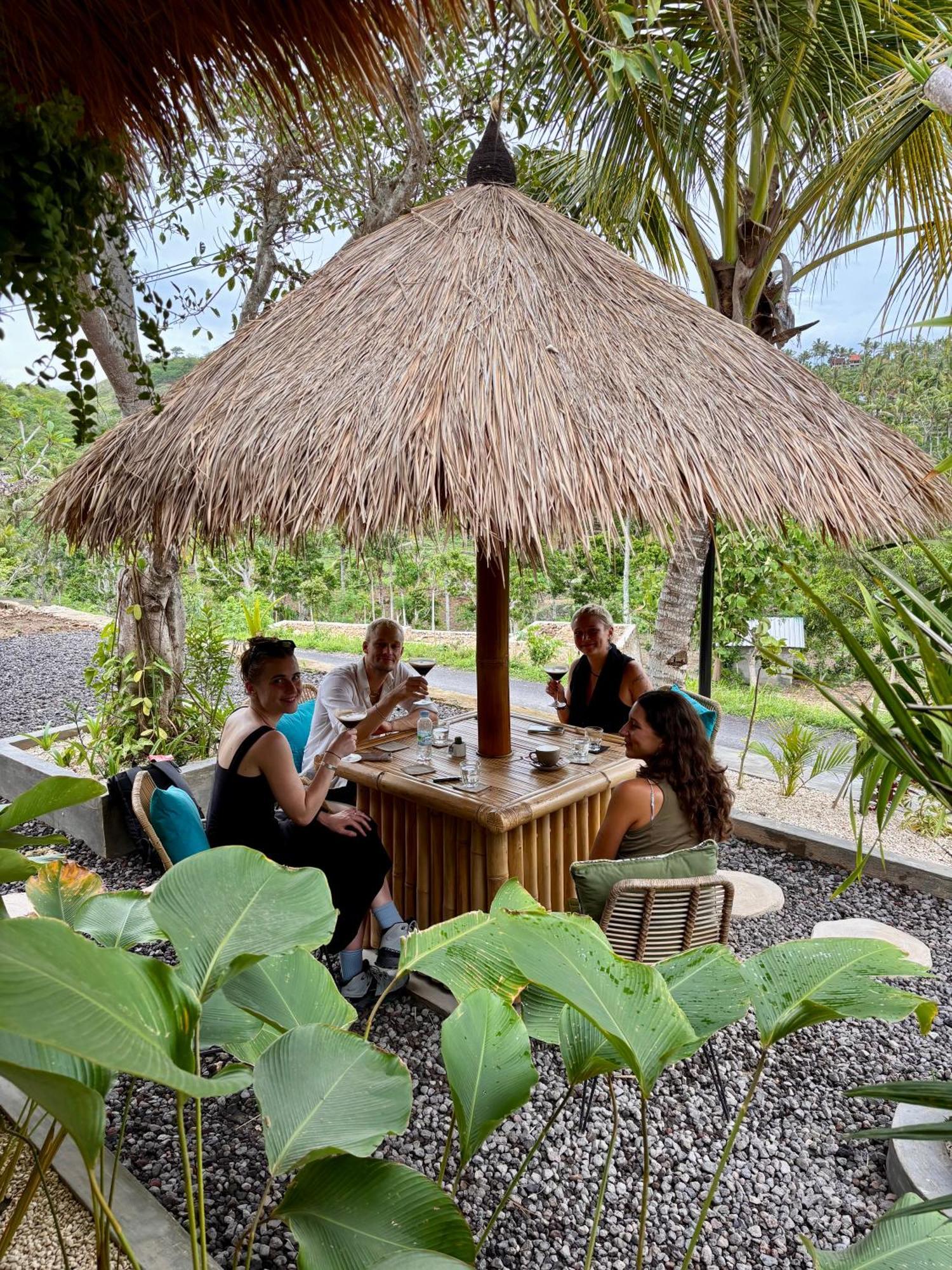 Kaje Cottage & Restaurant Tanglad Zewnętrze zdjęcie