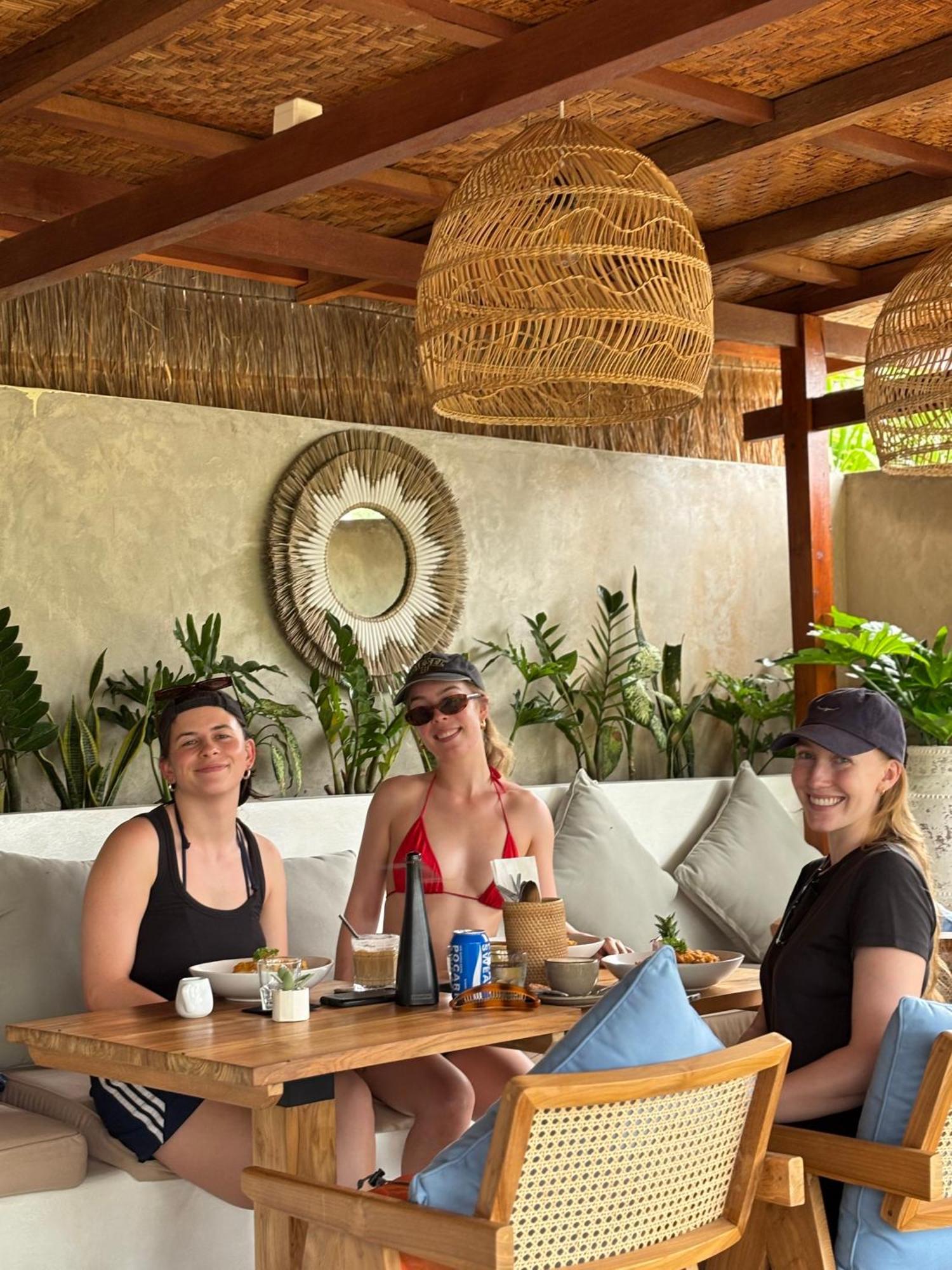 Kaje Cottage & Restaurant Tanglad Zewnętrze zdjęcie