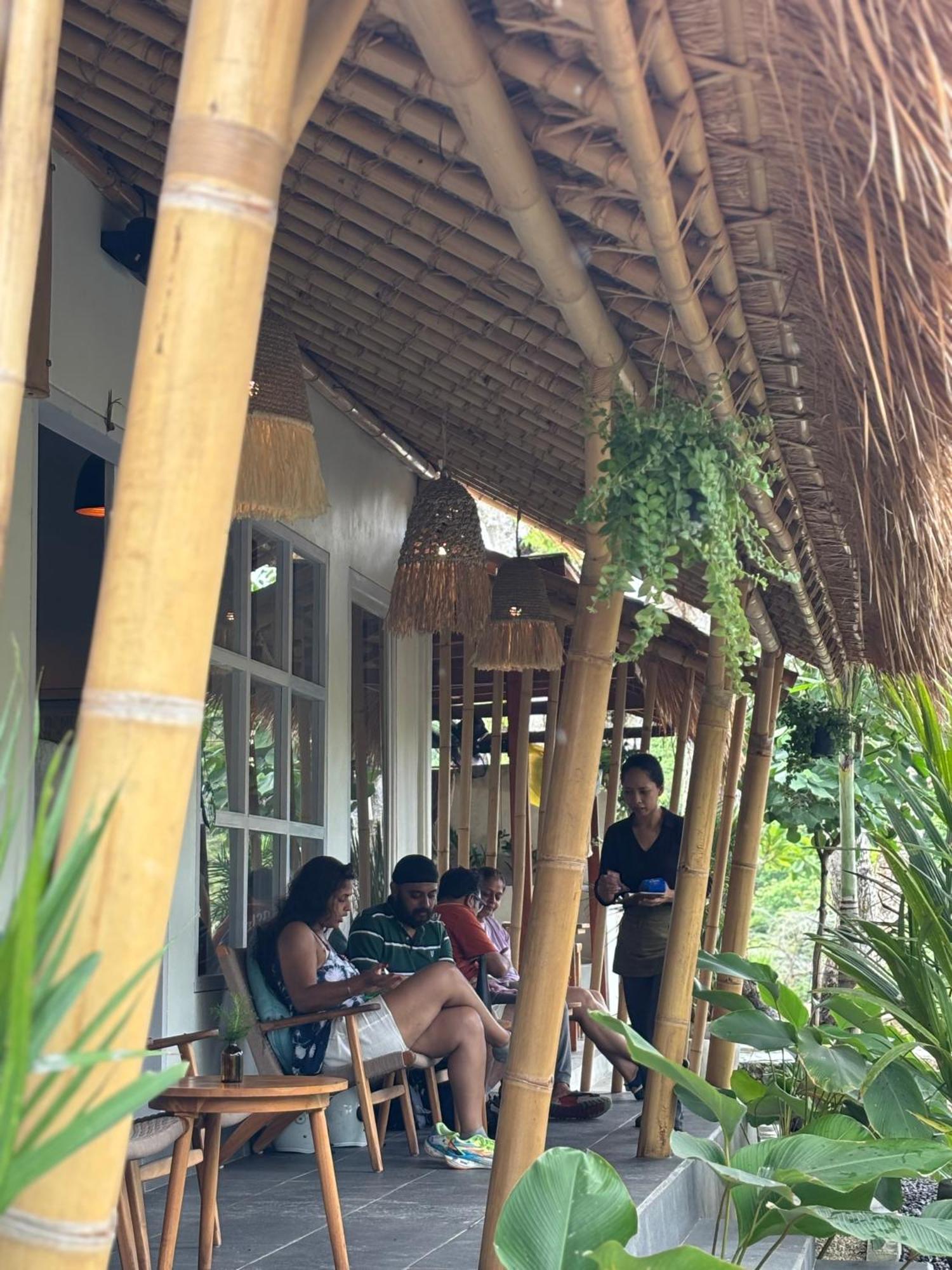 Kaje Cottage & Restaurant Tanglad Zewnętrze zdjęcie